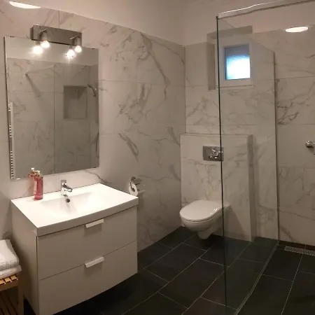 Centrum Apartman Jokai * Fonyod